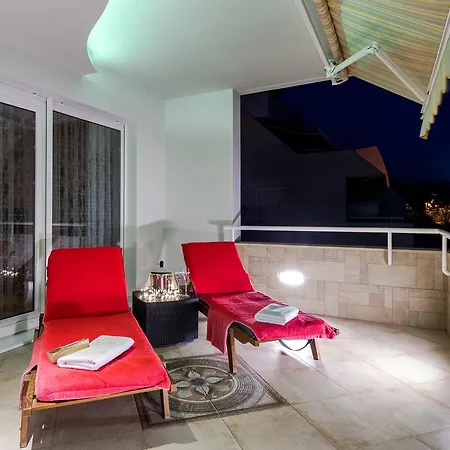 Apartment Luxury Seaside Split